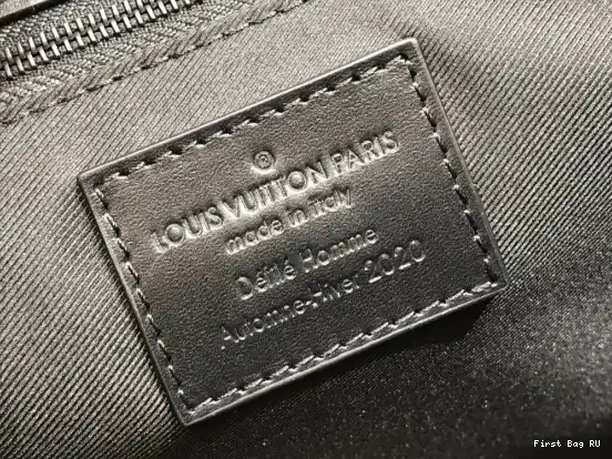 Firstbag BRIEFCASE LOUIS ROBUSTO VUITTON 0520